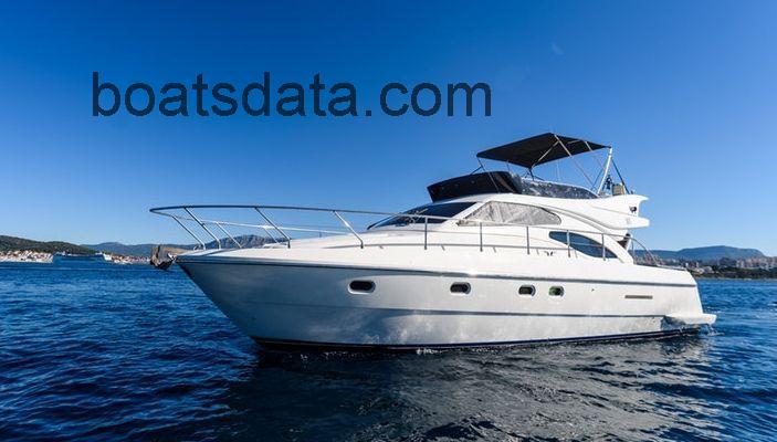 Ferretti Yachts 430 Flybridge Technical Data 