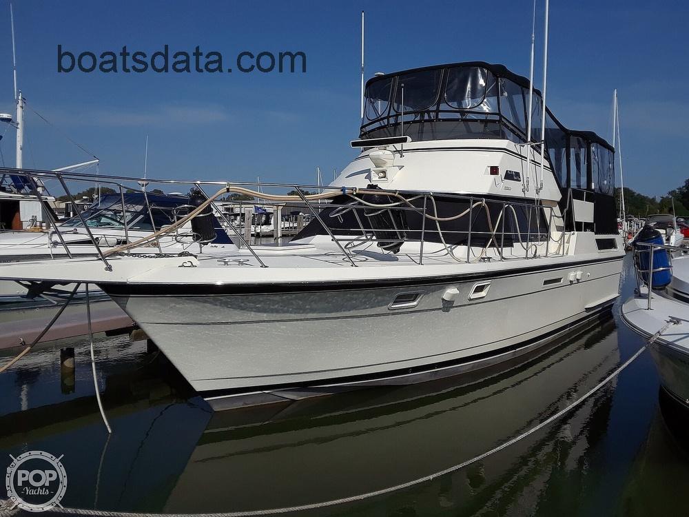 Hatteras 40 Dual Cabin Motor Yacht Technical Data 