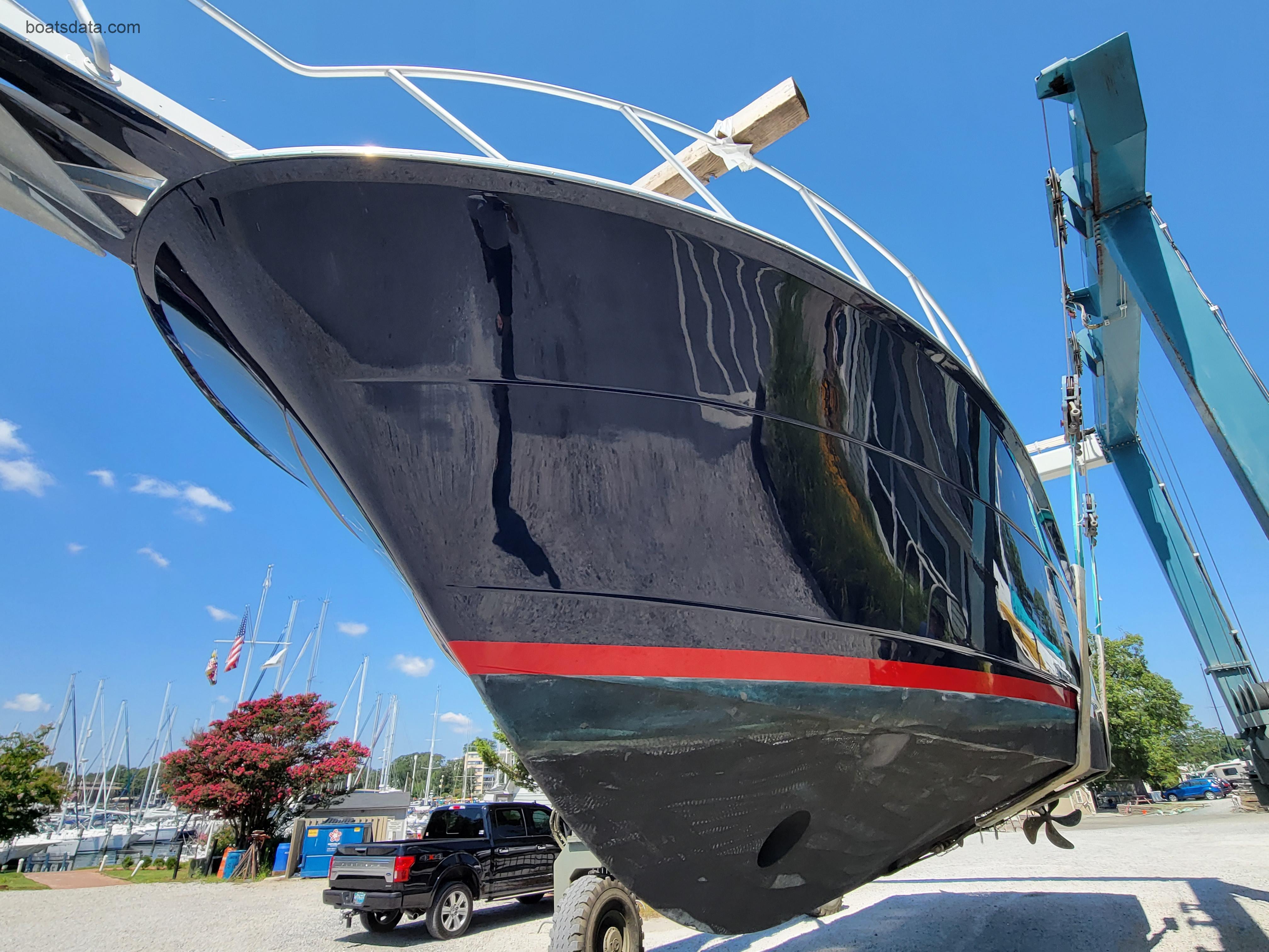 Hatteras 43 Sport Express Technical Data 