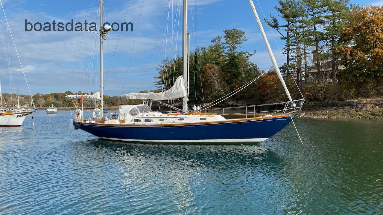 Hinckley Bermuda 40 MK III Yawl tv detailed specifications and features