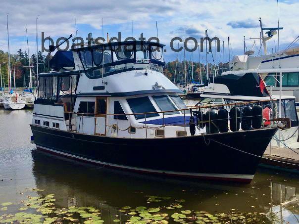 Marine Trader 43 tv detailed specifications and features