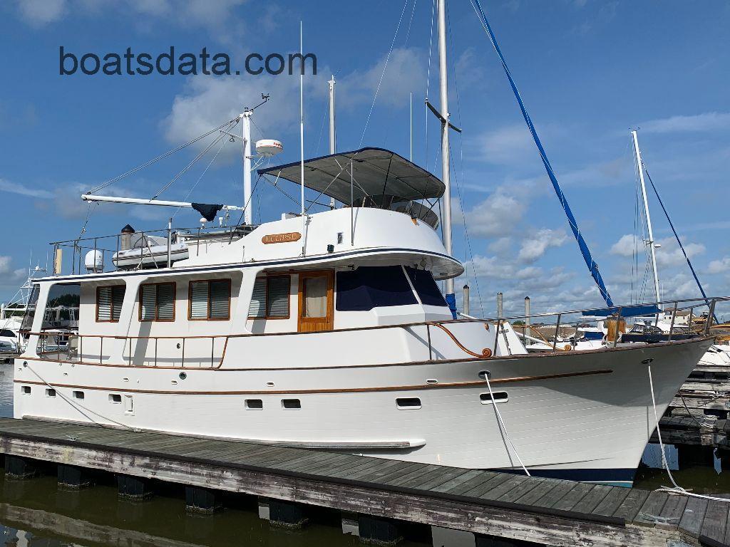 50' marine trader motor yacht